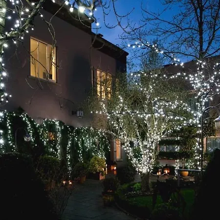 Riverbank House Hotel