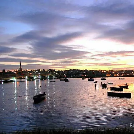 Riverbank House Hotel