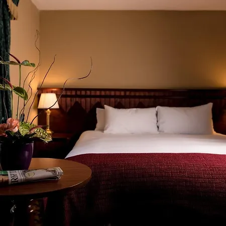 Hotell Riverbank House