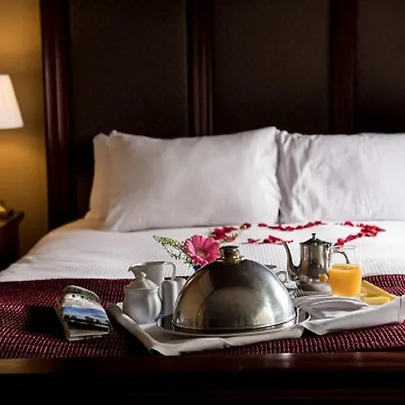 Hotell Riverbank House