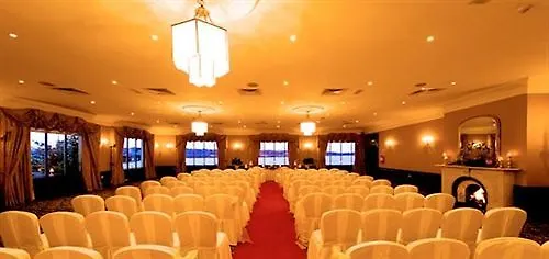 Riverbank House 3* Ferrybank